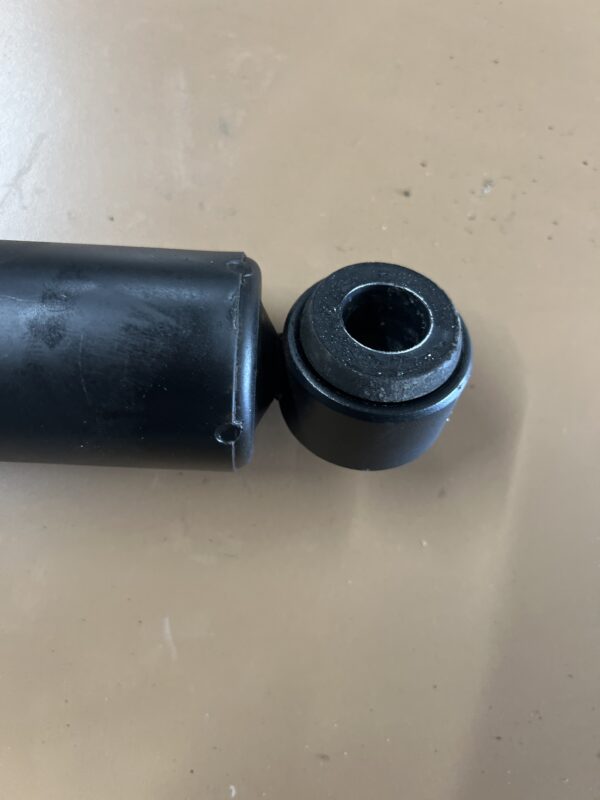 Rear Shock Absorber OEM Hino 155 2019 - Image 3
