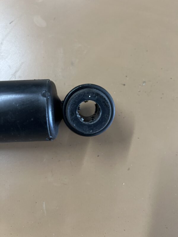 Rear Shock Absorber OEM Hino 155 2019 - Image 3