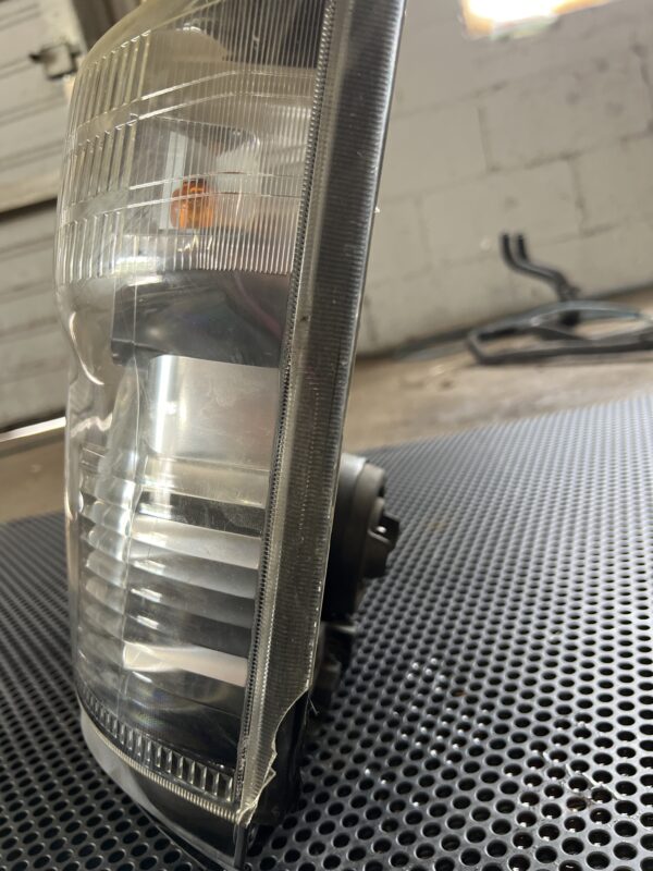 left Side Headlight OEM Hino 155 2019 - Image 4