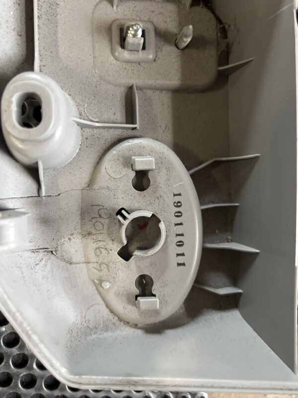 Roof Console Assy OEM Hino 155 2019 - Image 5