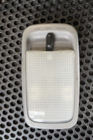 Cab Dome Lighting OEM Hino 155 2019