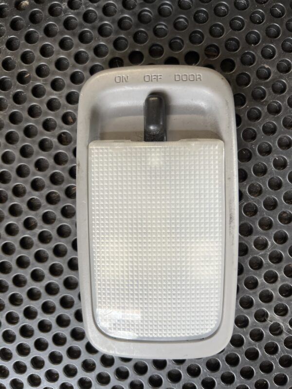 Cab Dome Lighting OEM Hino 155 2019