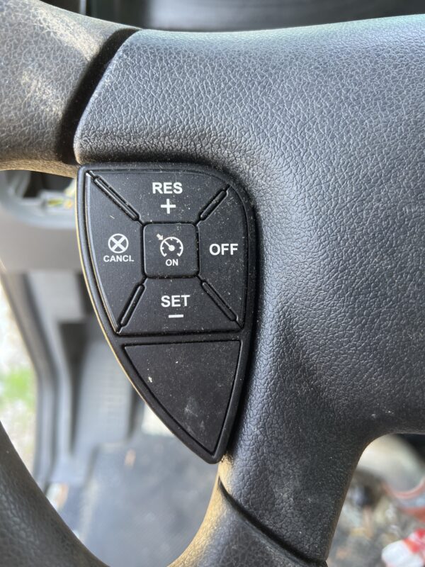 Used Steering Wheel Assembly w/ Cruise Controls International MV607 SBA 2023 - Image 2