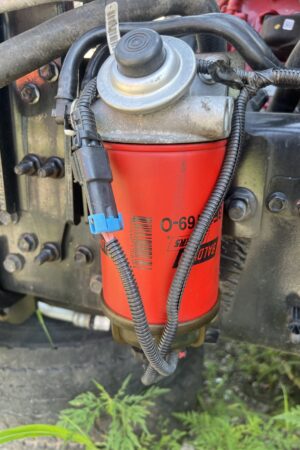 Complete Diesel Fuel Filter & Water Separator Assembly | Baldwin BF46069-D | Used International MV607 SBA 2023