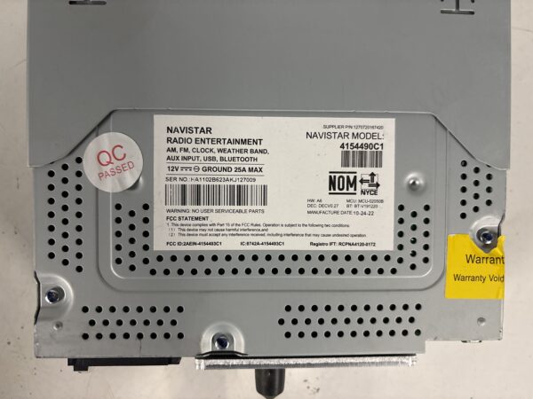 Navistar International Radio 4154490C1 AM/FM Bluetooth USB OEM 2022 International MV607 SBA 2023 - Image 3