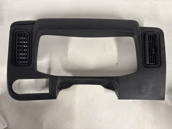 Instrument Cluster Bezel with Vents International MV607 SBA 2023 - Image 4