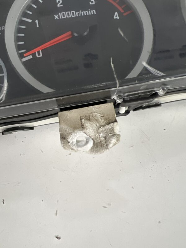 Speedometer Gauge Cluster ISUZU NPR Diesel 2016 OEM 8983002900. Mounts Damaged - Image 3