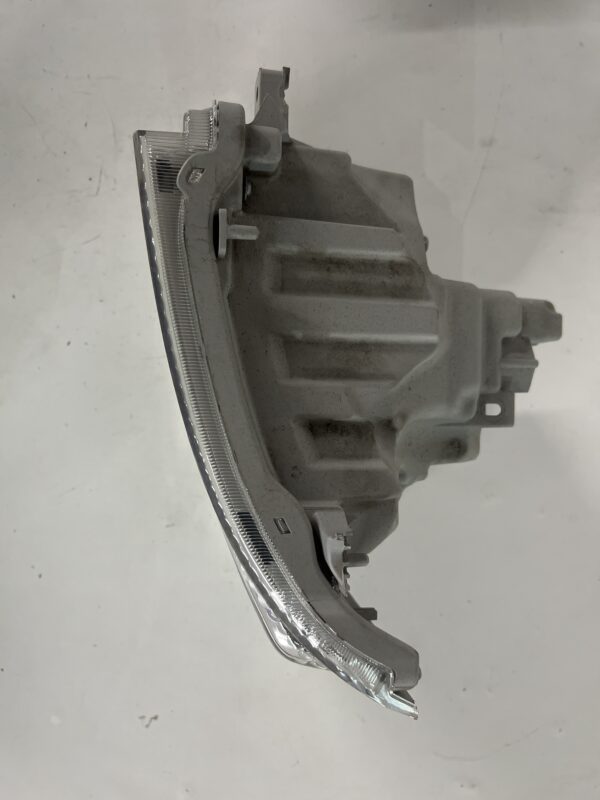 Front Left Headlight Headlamp ISUZU NPR-HD 2024 OEM. Broken Mounts - Image 2