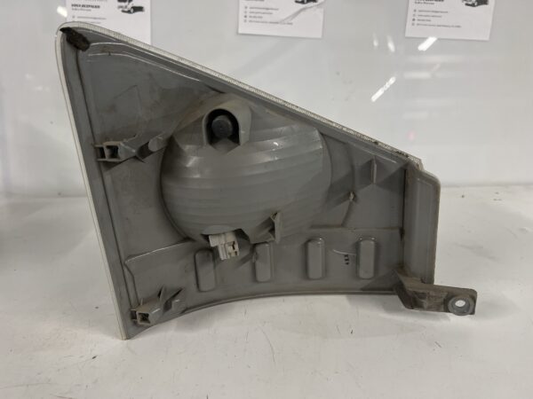Front Left Corner Parking Light Lamp ISUZU NPR 2012-2020 OEM 210-21873 - Image 2
