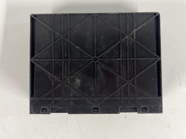 Body BCM Control Module Chevrolet Silverado 2500 HD 2020-2023 OEM 13535137 - Image 2
