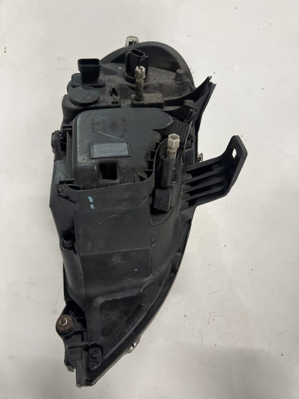 Front Left Headlight Headlamp FREIGHTLINER M2 106 2005-2016 OEM 1638200349 - Image 3