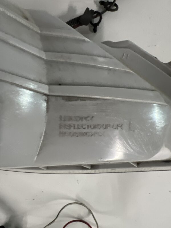 Front Left Headlight Headlamp INTERNATIONAL OEM. w/o Caps - Image 4