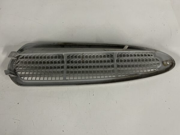 Hood Side Air Intake Grille FREIGHTLINER M2 106 OEM 17-14809-004 - Image 2