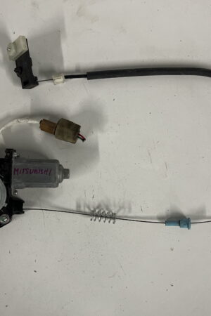 Front Right Door Window Motor Mitsubishi FUSO OEM MK581274