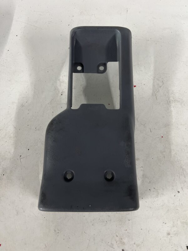 Steering Column Lower Cover Mitsubishi FUSO OEM MK432642
