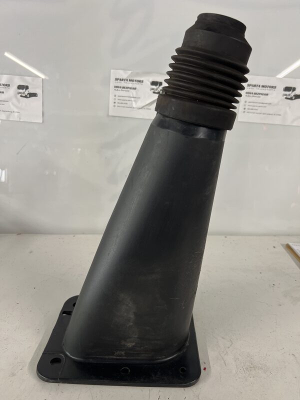 Steering Column Lower Dust Cover ISUZU NPR-HD Diesel 2011-2023 OEM. Scratches - Image 2