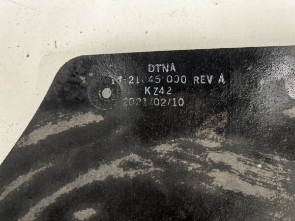 Front Right Splash Guard Mud Flap FREIGHTLINER 2021 OEM 17-21045-000 - Image 3