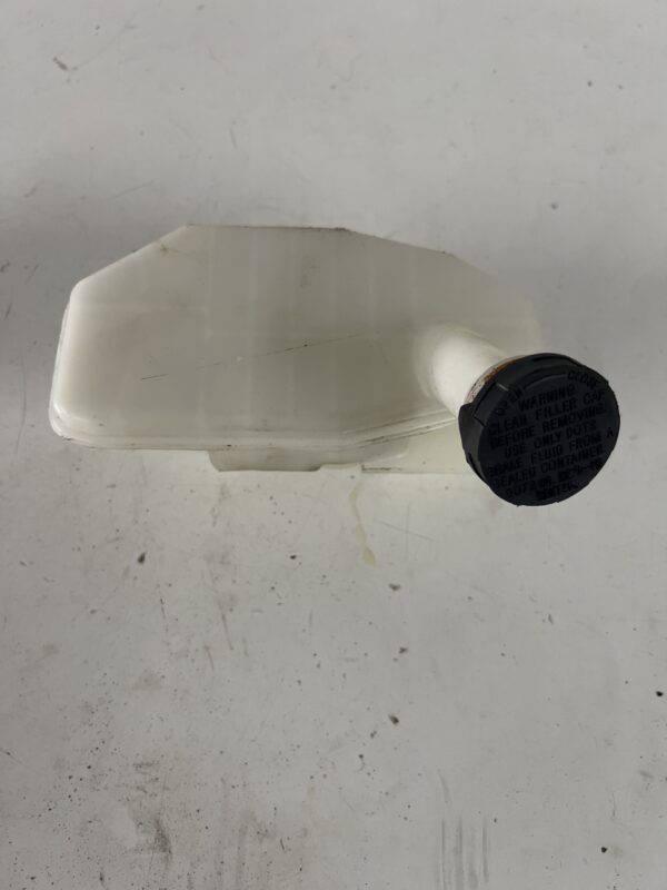 Brake Fluid Reservoir ISUZU NPR-HD Diesel 2011-2023 OEM